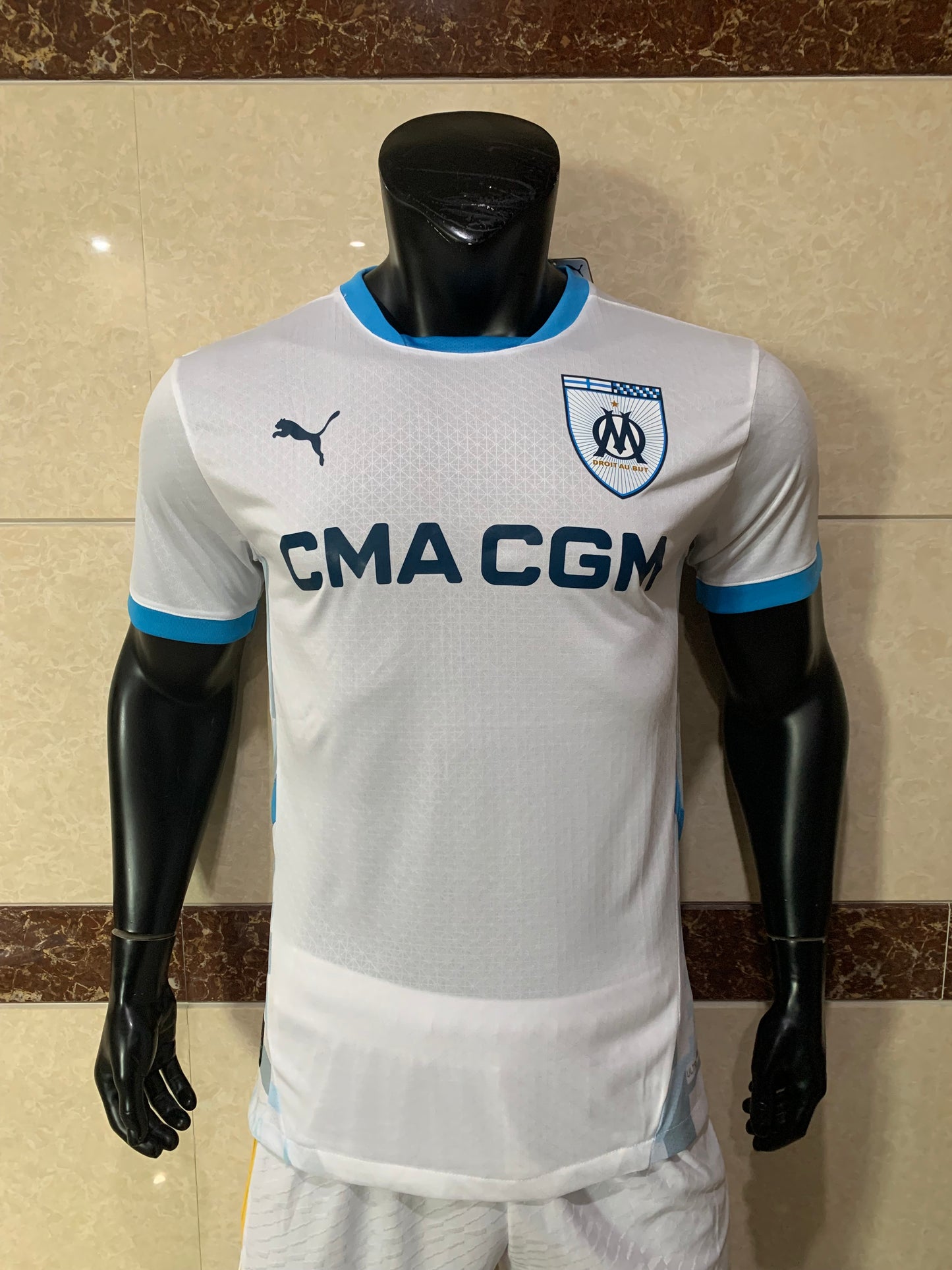 24/25 Home Kit
