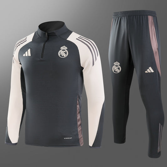 REA TRAINING TRACKSUIT 1
