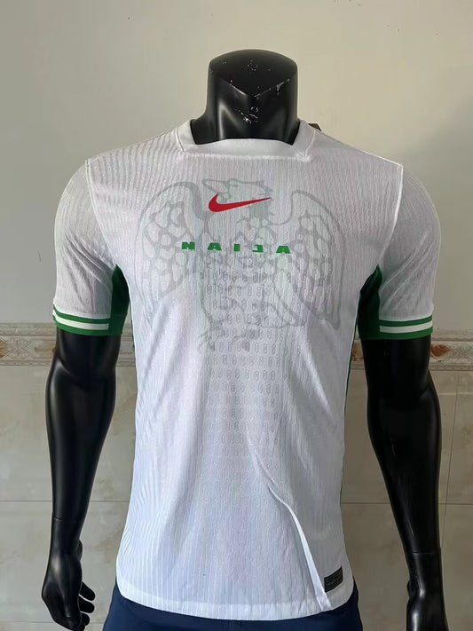 24/25 Home Kit