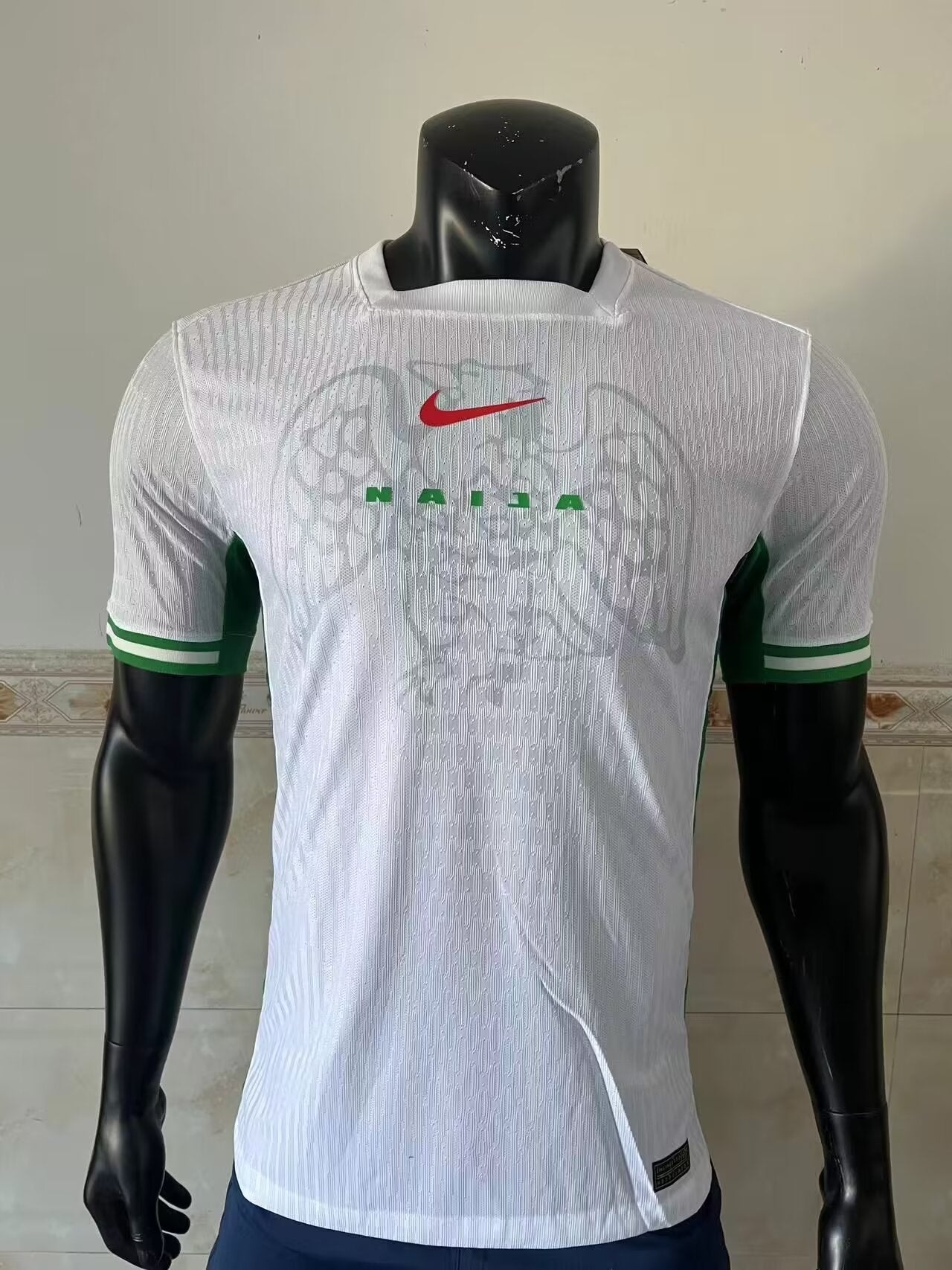 24/25 Home Kit